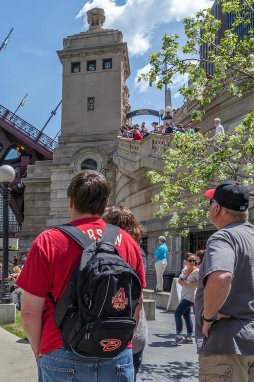Chicago: Best of Attractions Walking Tour +Bike/Kayak Rental - A Detailed Breakdown: What to Expect