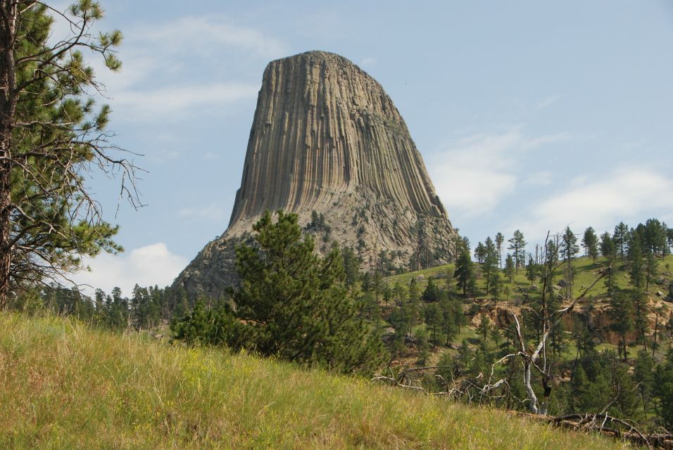 From Rapid City: Private Devils Tower Tour and Hike - An In-Depth Look at the Devils Tower Private Tour and Hike