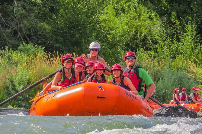Nugget Falls class IV Half-Day Rafting on The Rogue River - An In-Depth Exploration of the Rogue River Rafting Trip