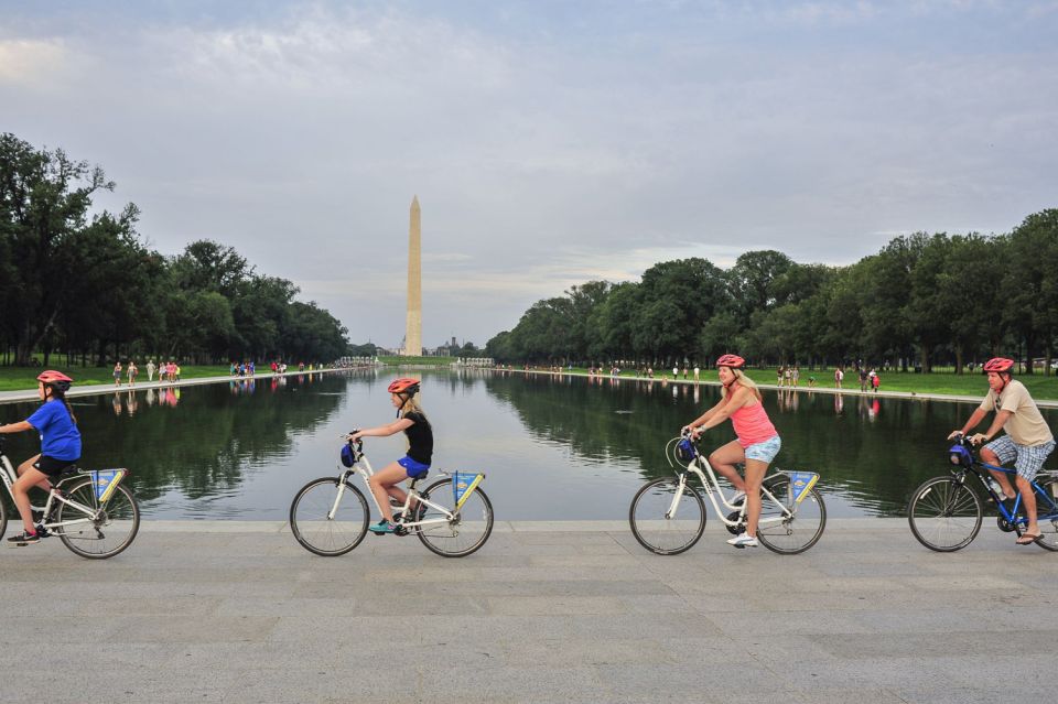 Washington DC: Monuments and Memorials Bike Tour - Exploring the Monuments Up Close