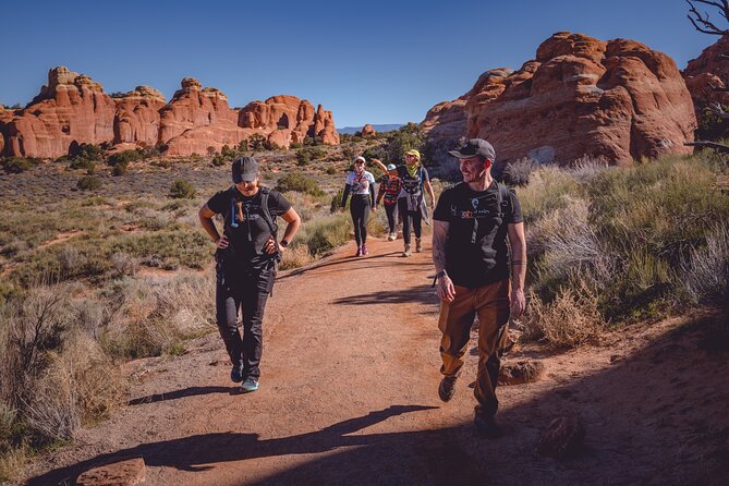 Arches Full Day Private Tour and Hike - Why Choose a Private Guided Tour?
