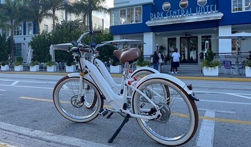 Electric Bike Tour in South Beach - The Sights and Stops