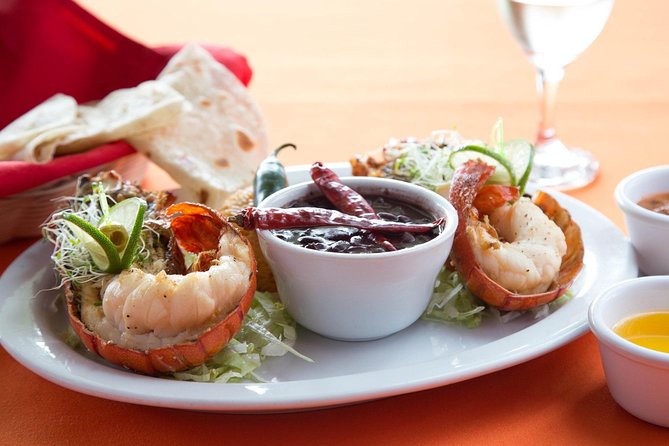 Tour from San Diego to Rosarito / Portales / Puerto Nuevo Lobster - Playas de Tijuana: Walk, Snap, and Snack