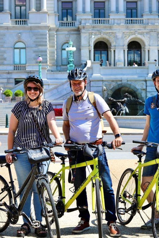 Bike Tour: Capitol Hill, Lincoln Memorial, National Mall - Group Size and Accessibility