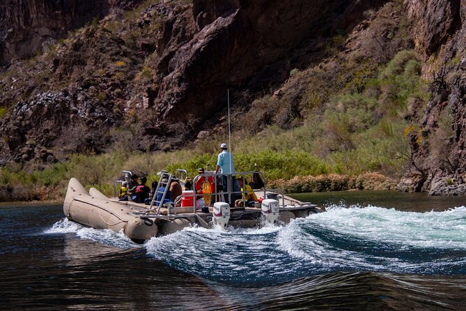1.5 Hour Guided Raft Tour at Base of Hoover Dam With Transport - A balanced summary: Is it worth considering?