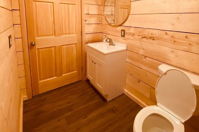 Best Alaskan Cabin Aurora Viewing with Photography @Aurora Camp - Who Will Love This Tour?