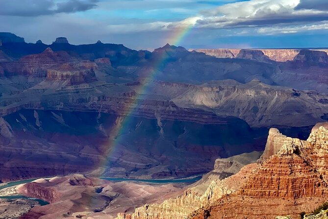 Grand Canyon Private Hike - Celebrating with a Historic Lunch