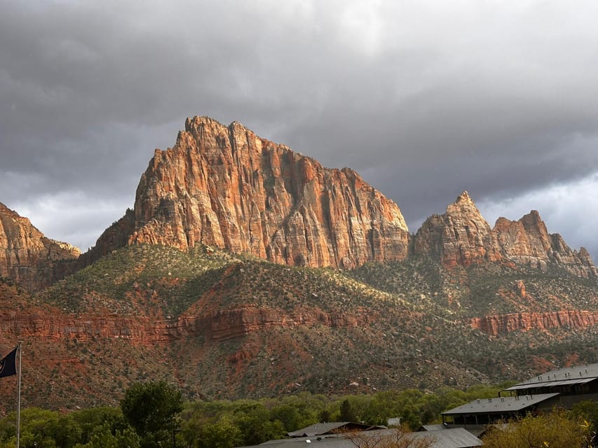 Zion National Park 5-hour Tour: Hike and Drive - Who Should Consider This Tour