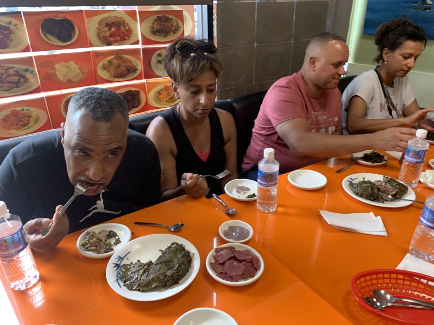 Hawaiian Foodie Bike Tour - Introduction: Snapping Up a Slice of Paradise on Two Wheels