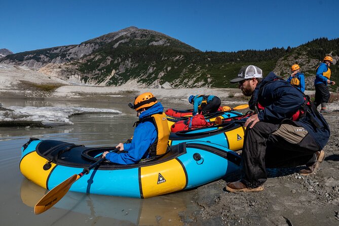 Norris Adventure: Seaplane, Paddle and Glacier Hike - All-Inclusive Comfort and Equipment