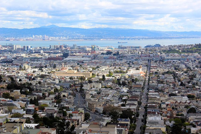 San Francisco Urban Hike: Castro and Twin Peaks - The Itinerary Breakdown