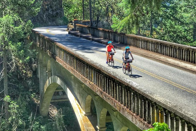 Hike and Bike Tour to Columbia River Gorge Waterfalls - Who Should Book This Experience?