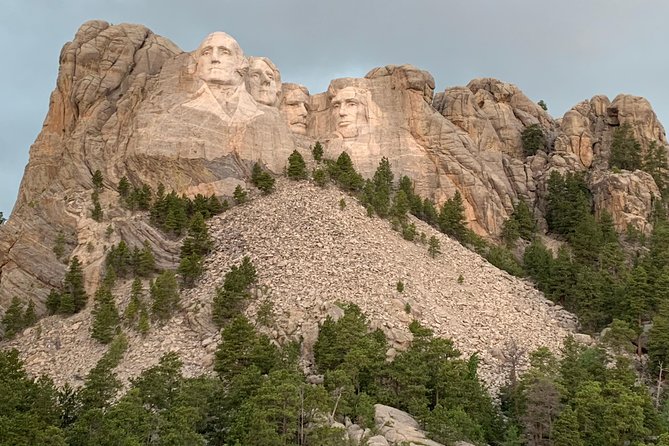 Private Mount Rushmore and Flume Trail Hike - Highlights